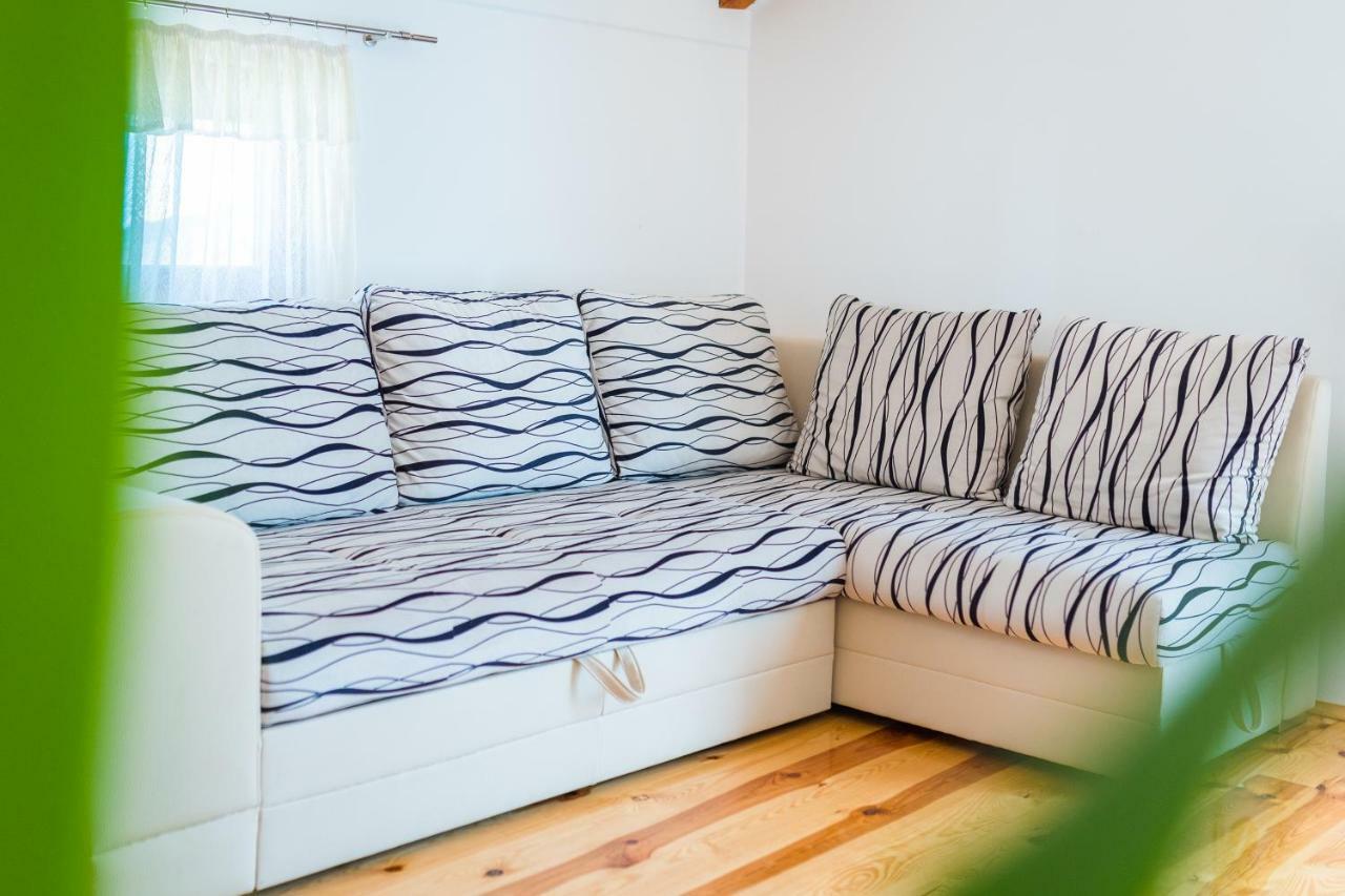 Apartment Bogdanovic Tisno Exterior foto